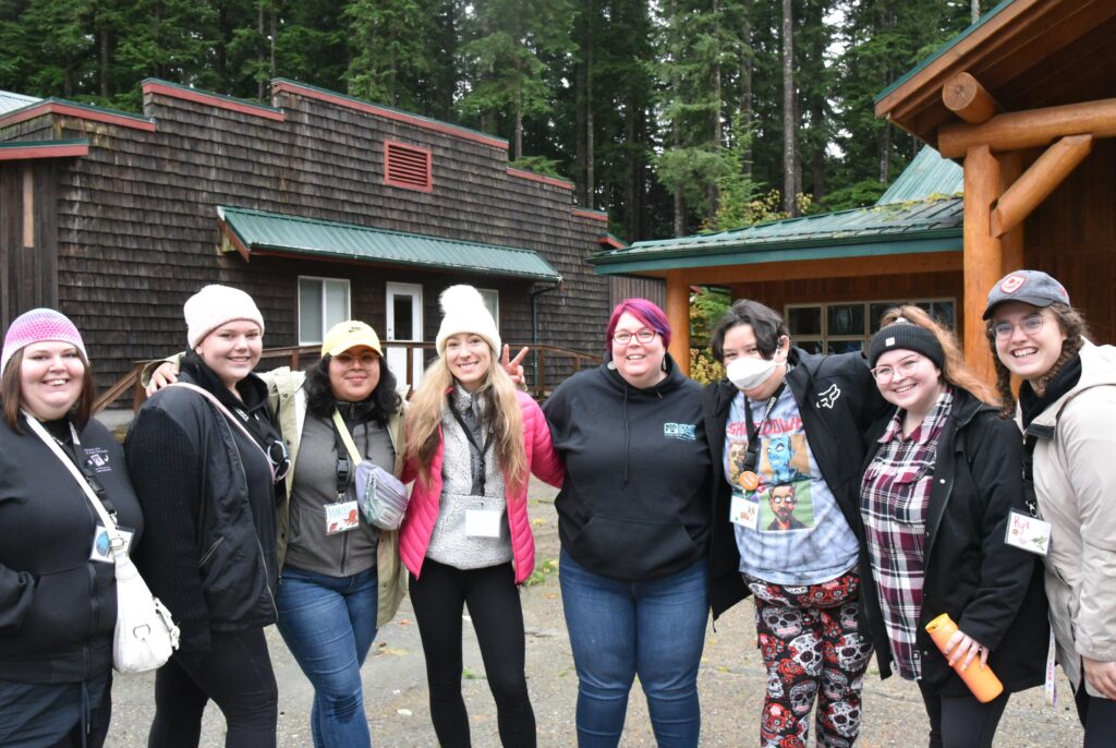 forest group retreat outdoor hiking